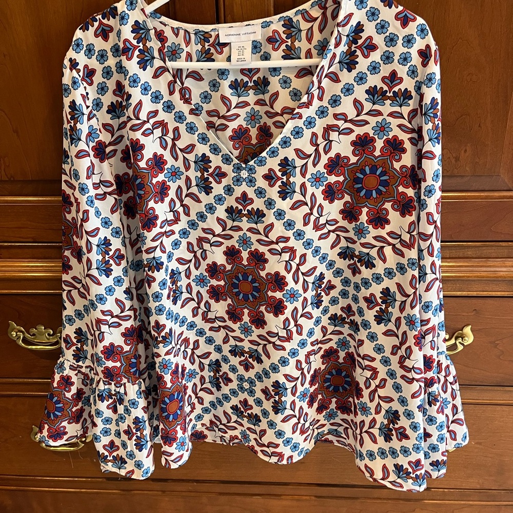 Floral Print V-Neck Blouse - Multicolor